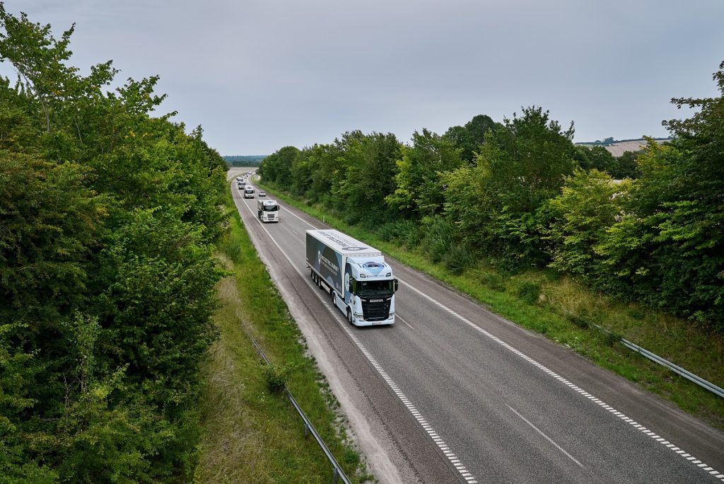 Innovazione elettrica in viaggio: al via il roadshow europeo di Scania