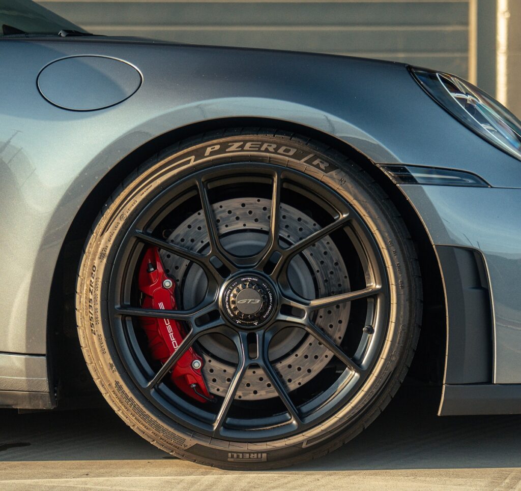 Pirelli: i nuovi P Zero R e P Zero Trofeo RS equipaggiano la Porsche 911 GT3