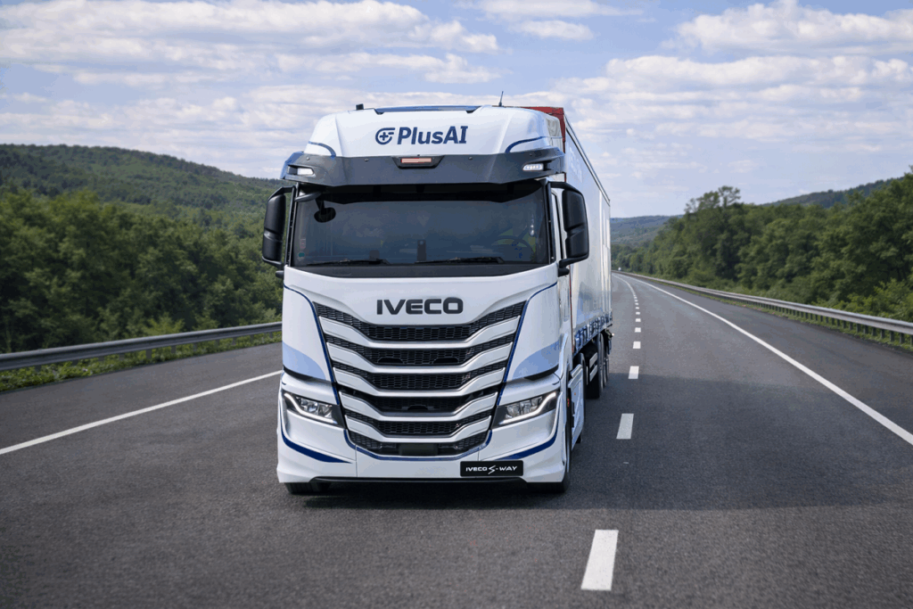 Iveco e PlusAI lanciano il programma di test per la guida autonoma di Livello 4 in Spagna