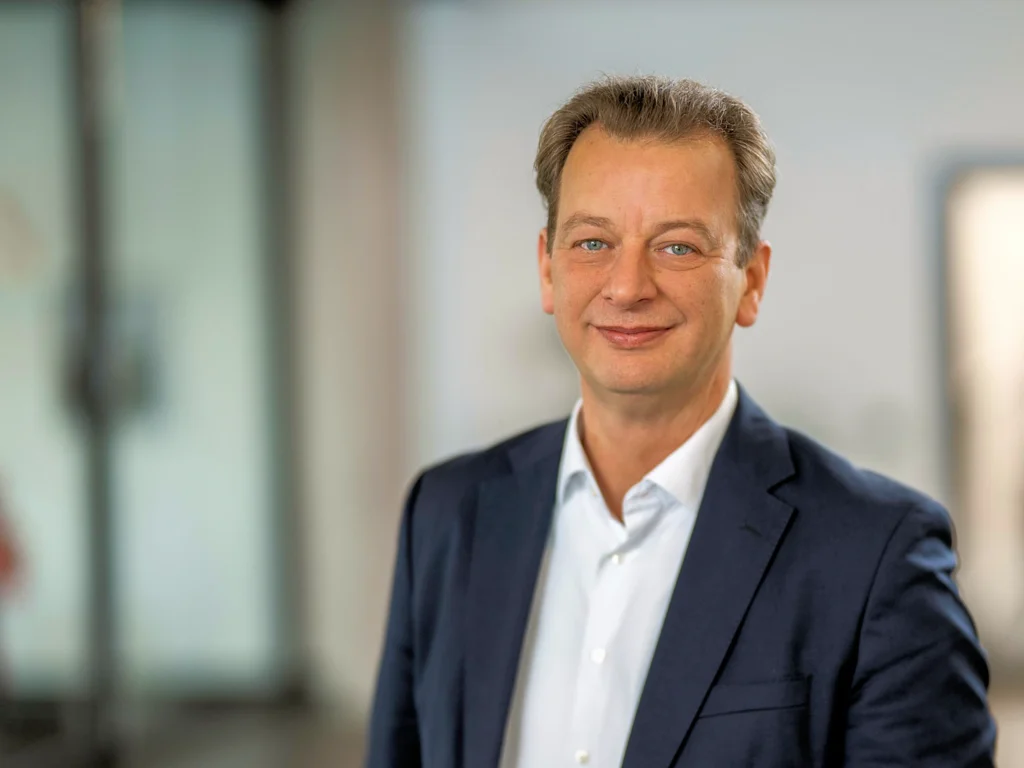 Processo di trasformazione: David Frink lascia il Gruppo Krone