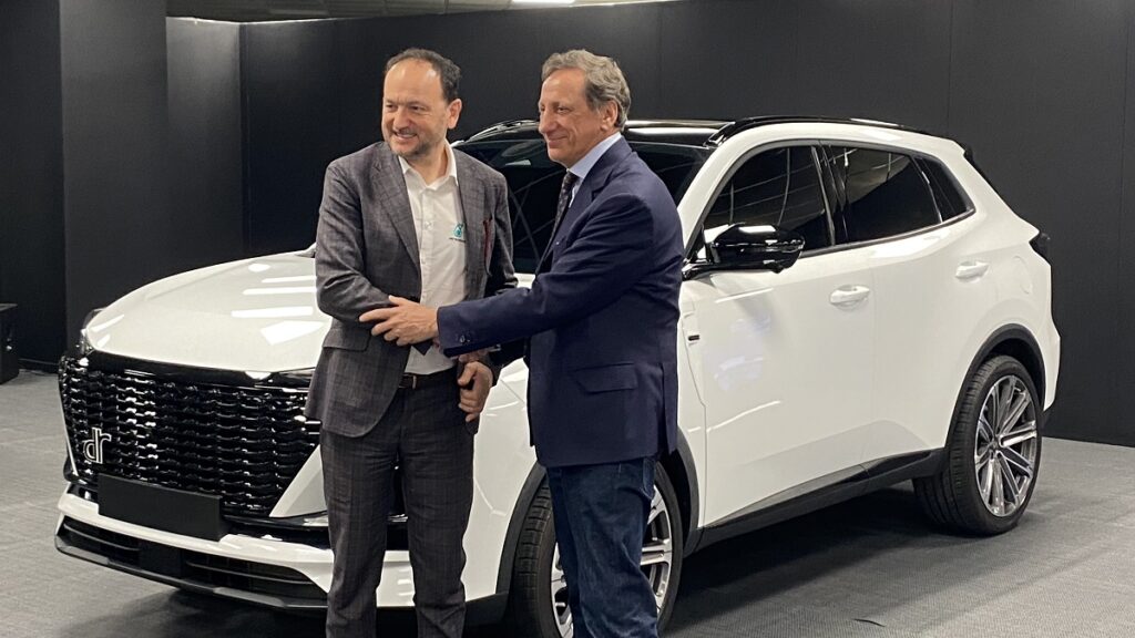Petronas Lubricants Italy e DR Automobiles: collaborazione strategica per lo sviluppo di lubrificanti sul mercato italiano