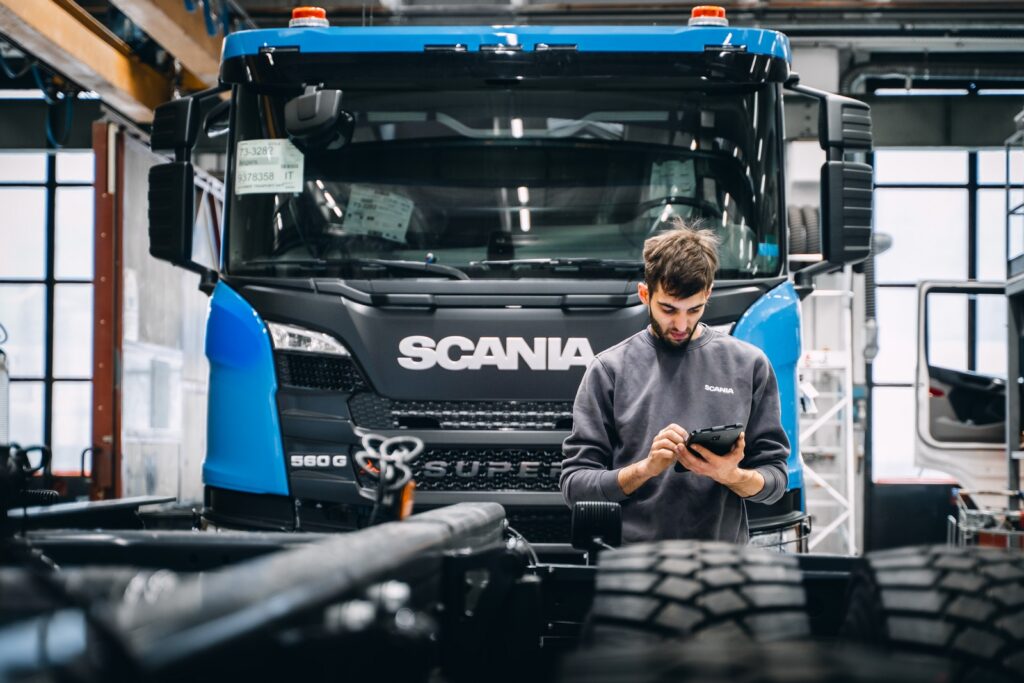 L’officina del futuro Scania è già realtà: gestione strategica 100% digitale
