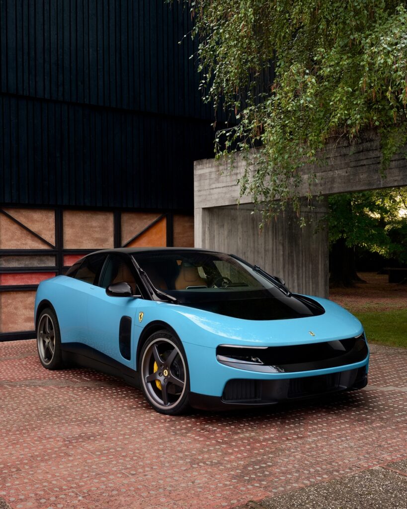 Tre pneumatici premium per Ferrari Luce