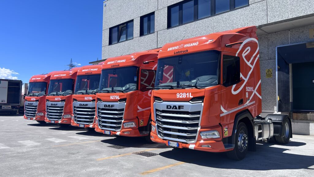 Brivio &amp; Viganò torna a scegliere DAF: acquistati nove XF 480 per il trasporto refrigerato nella GDO