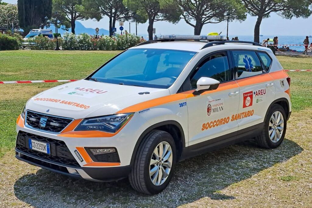 Milano, incidente in officina: cedimento del ponte meccanico, grave 28enne