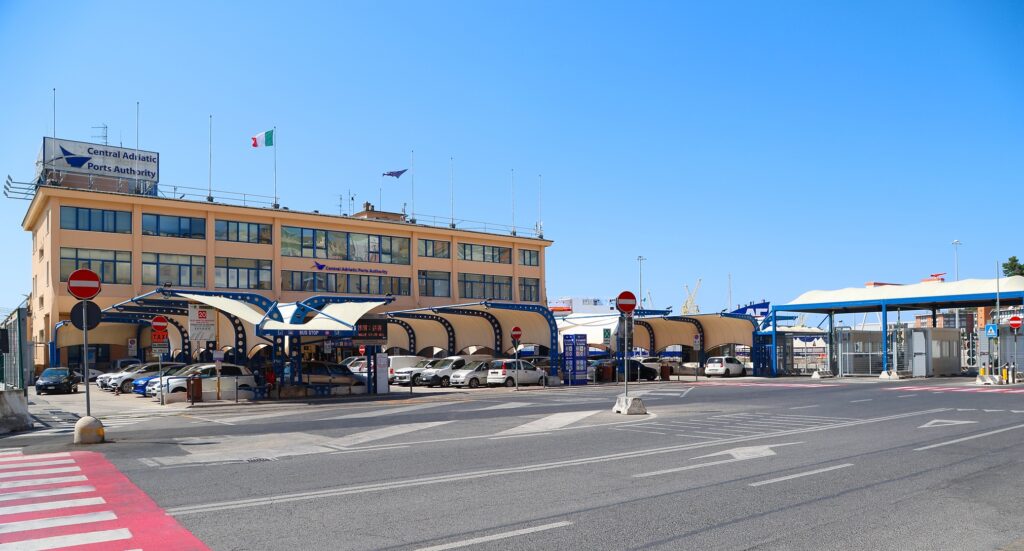 I porti di Marche e Abruzzo al centro dello sviluppo del Medio Adriatico